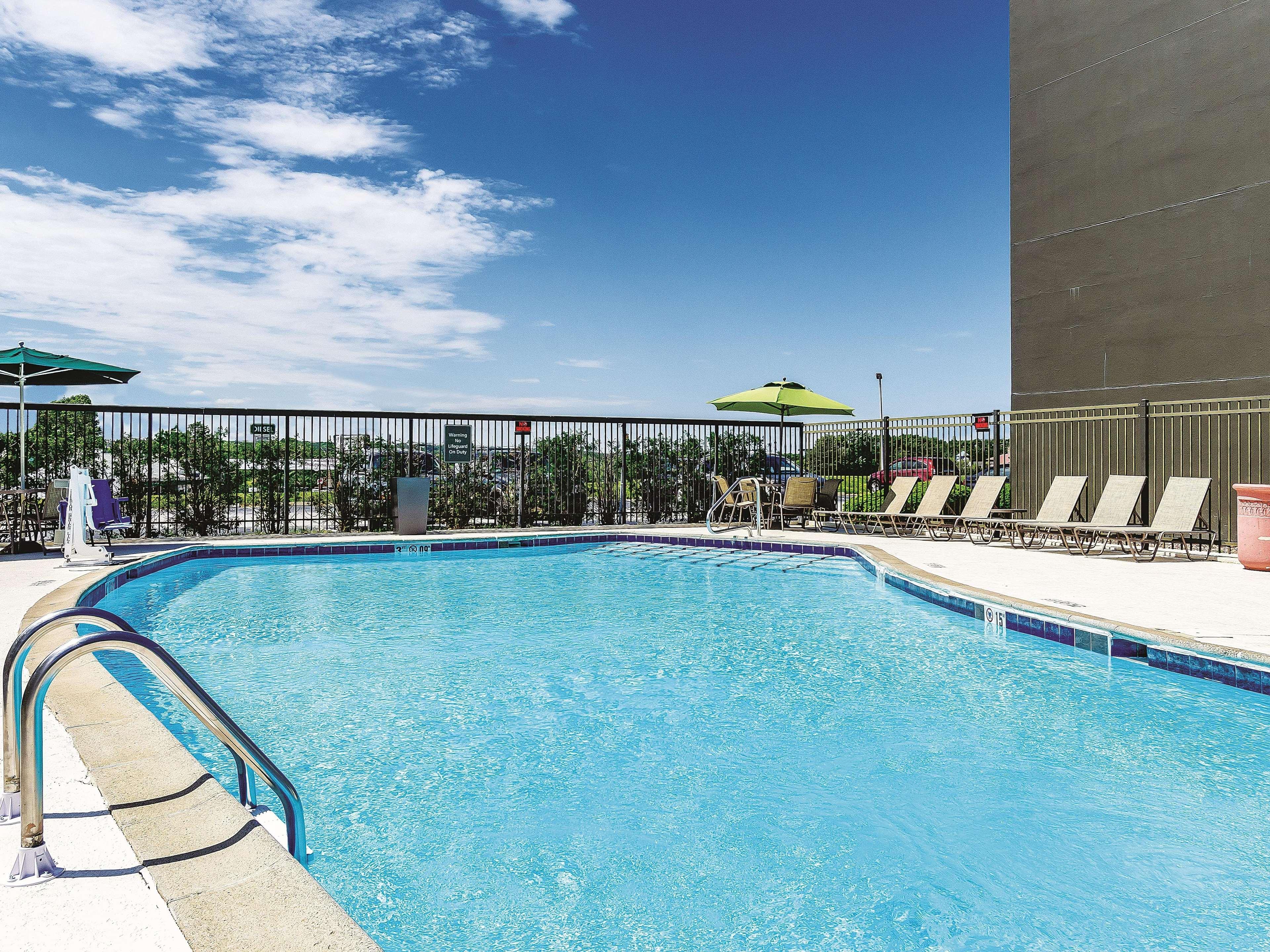 La Quinta By Wyndham Warwick Providence Airport Hotel Luaran gambar