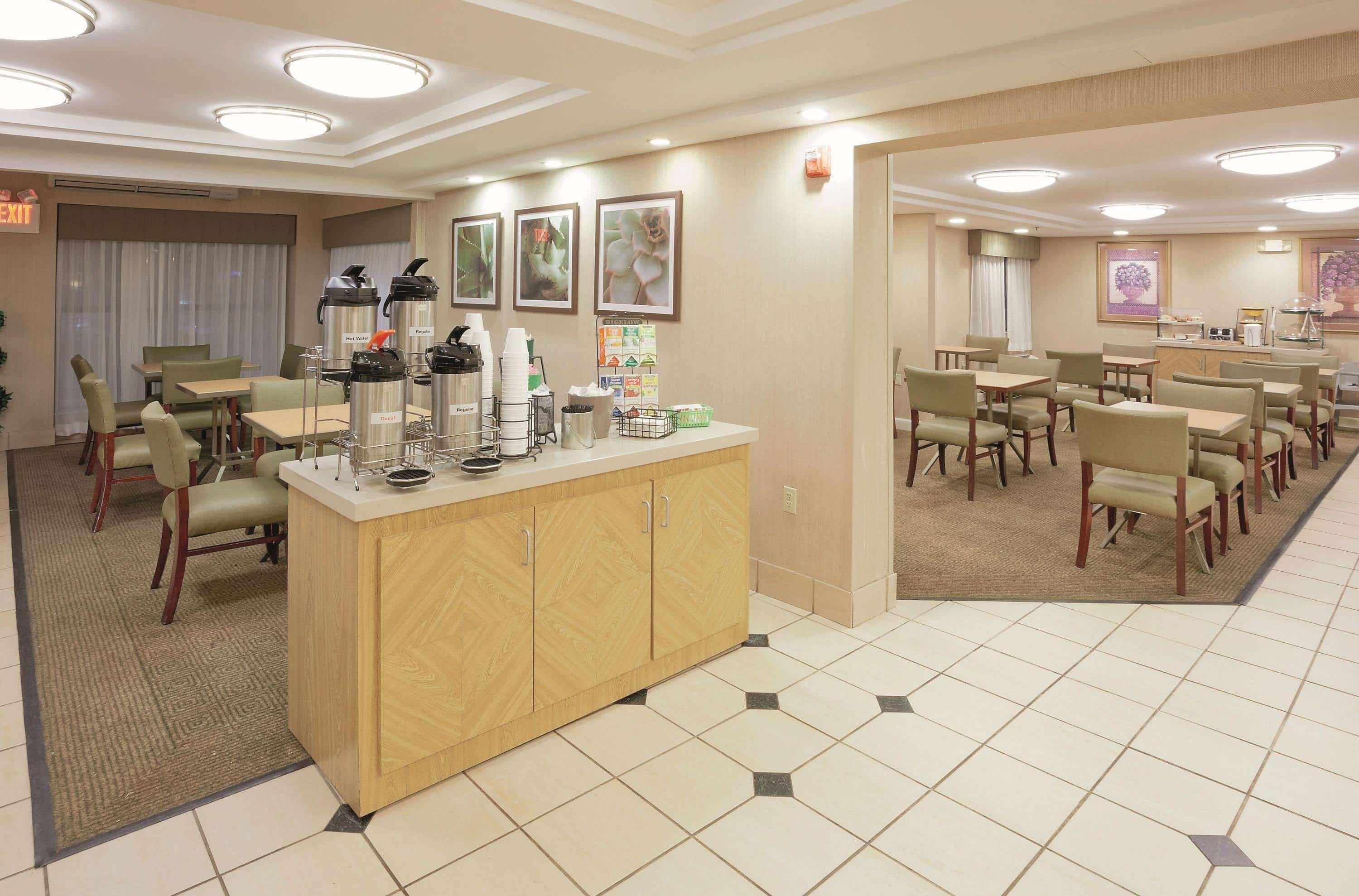 La Quinta By Wyndham Warwick Providence Airport Hotel Luaran gambar
