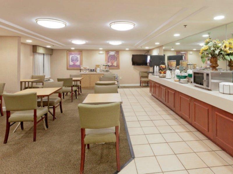 La Quinta By Wyndham Warwick Providence Airport Hotel Luaran gambar